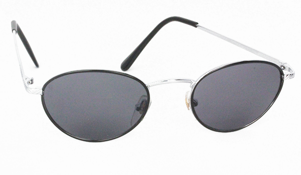 Ovala metallsolglasögon i svart och silver