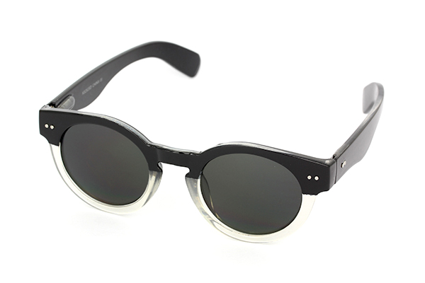 Moderna solglasögon i cool design