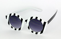 Stora runda solglasögon i svart / vit
