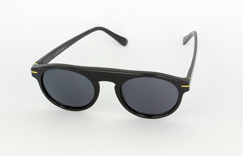 Runda solglasögon i enkel design