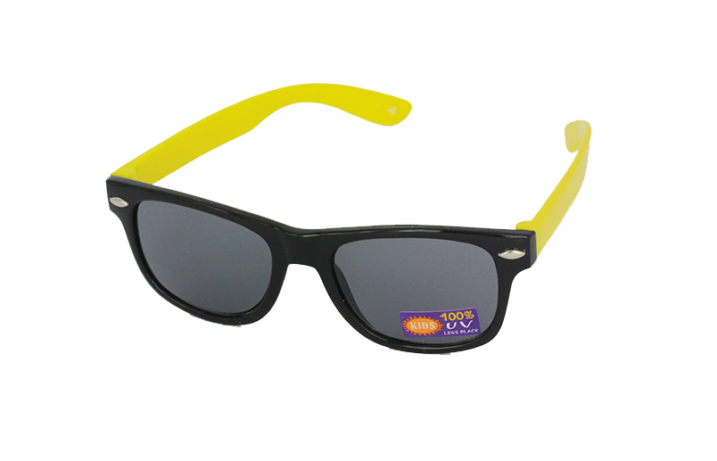Barnsolglasögon i Wayfarer-modell i svart / gult