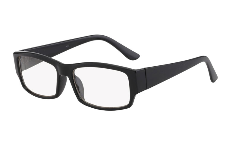 Svarta glasögon med klart glas