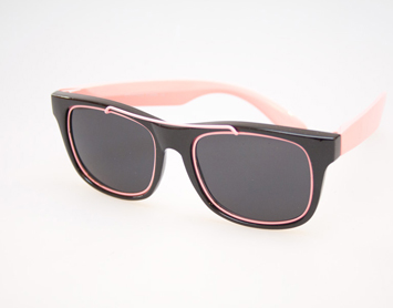 Wayfarer solglasögon med rosa detaljer