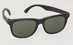 Svarta barnsolglasögon - Design nr. 3038
